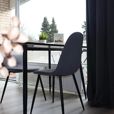 Exklusive Studio-apartments Mit Balkon Apartamento